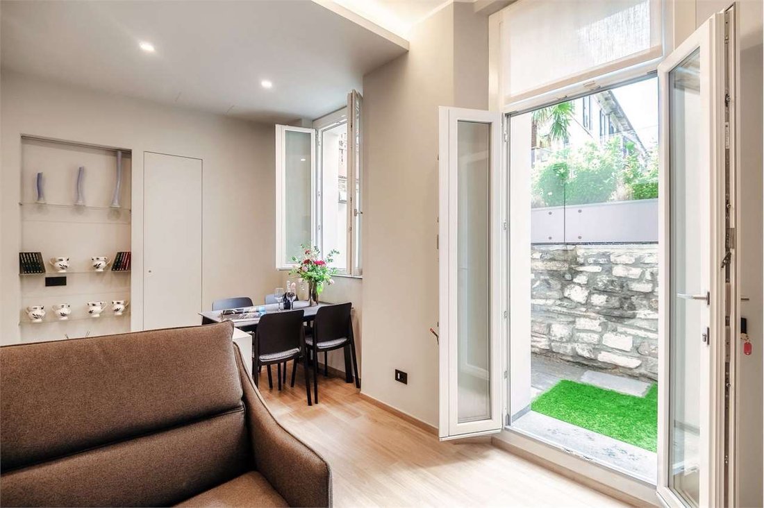 Apartment in Historic Center, Como, Lombardy 5 - 17846563