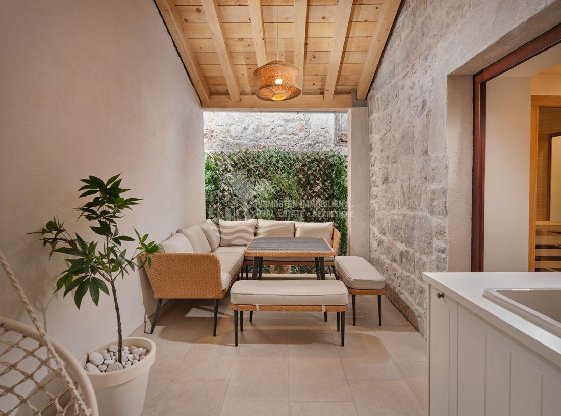 House in Kastel Novi, Split-Dalmatia County, Croatia 2 - 17847518