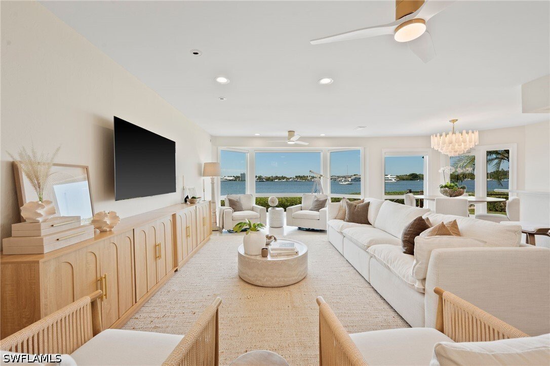 Condo in Naples, Florida, United States 3 - 17844445