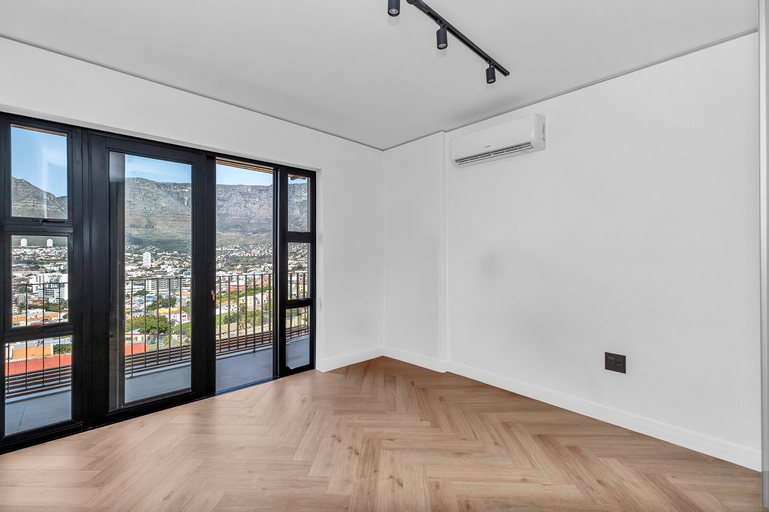 Apartment in Cape Town, Western Cape, South Africa 2 - 17845394
