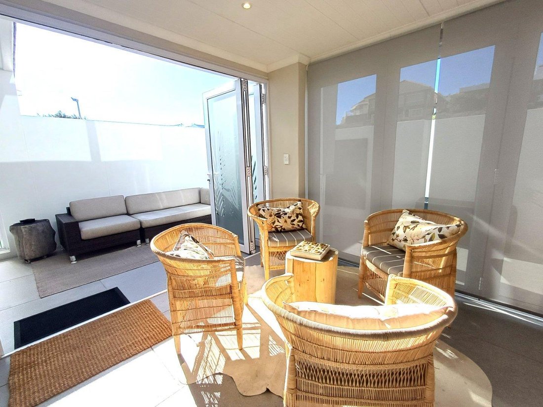 House in Yzerfontein, Western Cape, South Africa 4 - 17846180