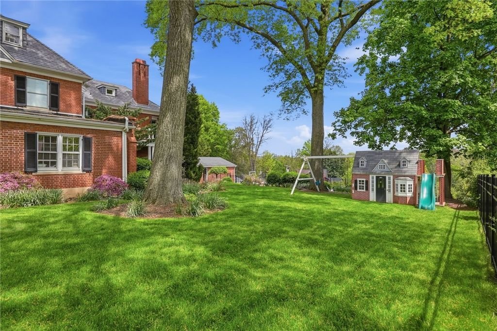 House in Pittsburgh, Pennsylvania, United States 5 - 17849132