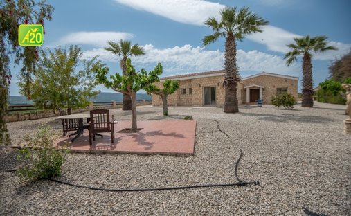 Villa in Poli Crysochous, Paphos, Cyprus 1