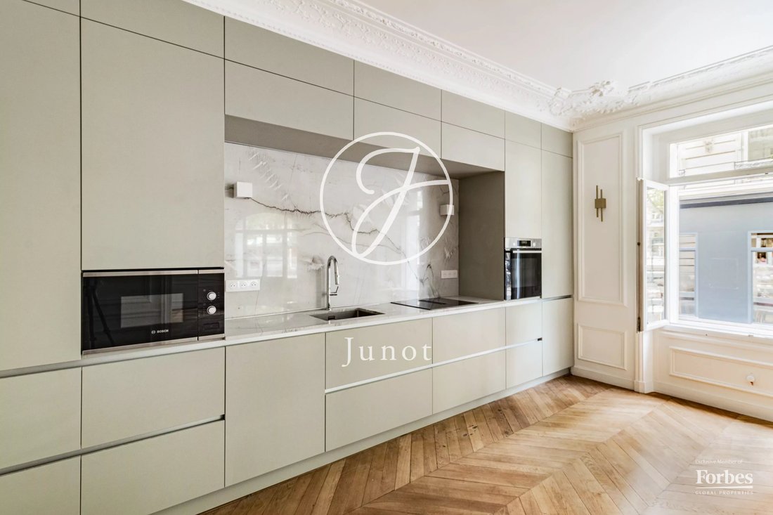 Apartment in Ecole Militaire, Paris 7e Arrondissement, Paris 5 - 16617444
