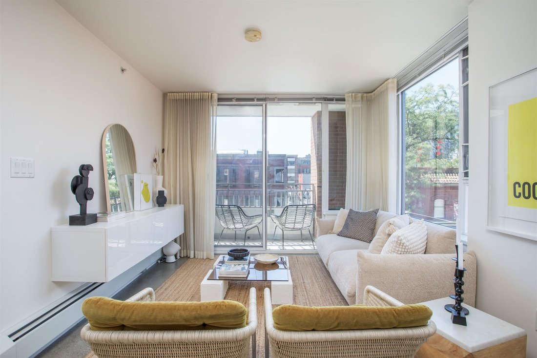 Condo in Vancouver, British Columbia, Canada 2 - 17847687