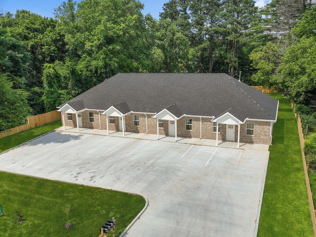 House in Tullahoma, Tennessee, United States 1 - 17844880