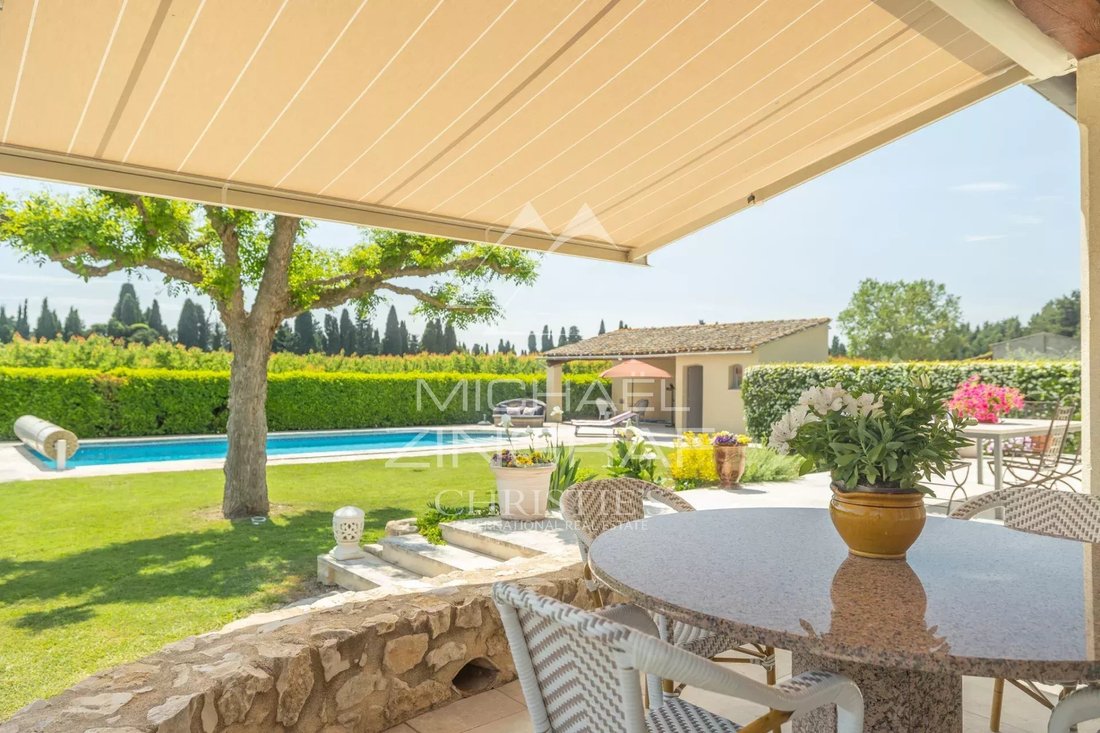 House in Graveson, Provence-Alpes-Côte d'Azur, France 5 - 17844963