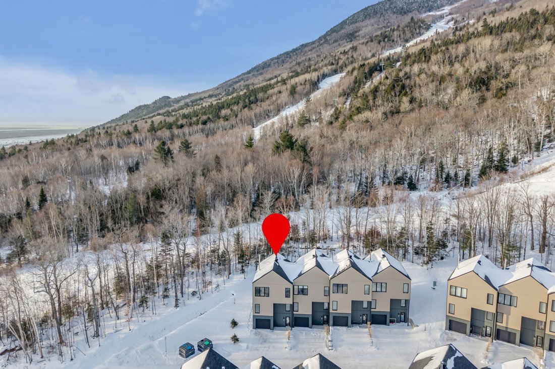 House in Petite-Rivière-Saint-François, Quebec, Canada 4 - 15810988