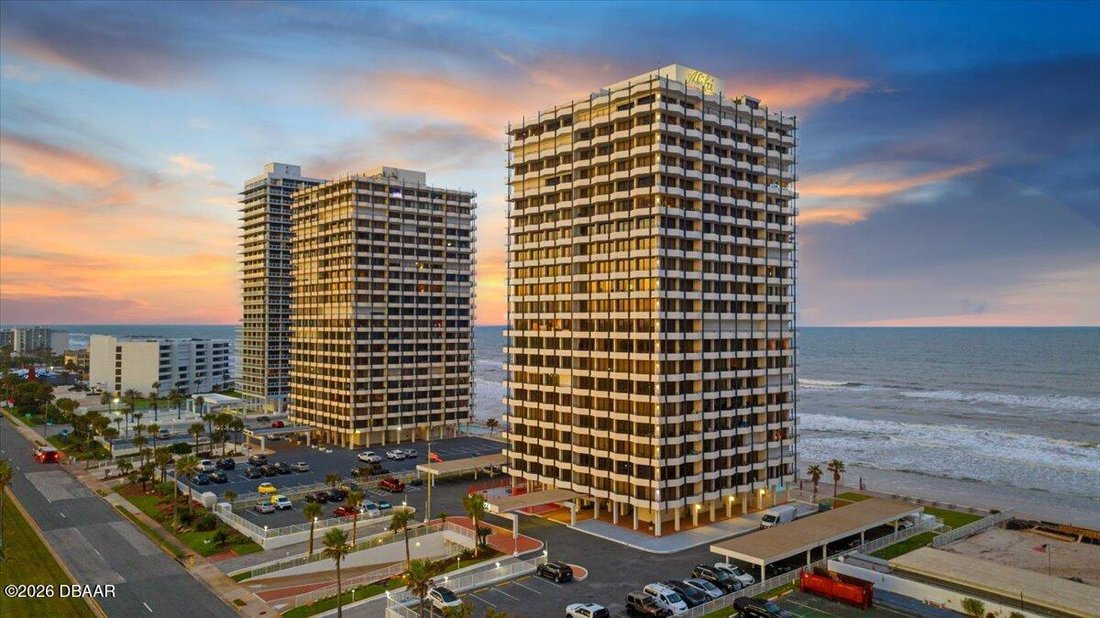 Condo in Daytona Beach, Florida, United States 1 - 17843609