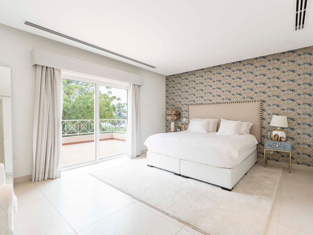 Villa in United Arab Emirates 5 - 17843698