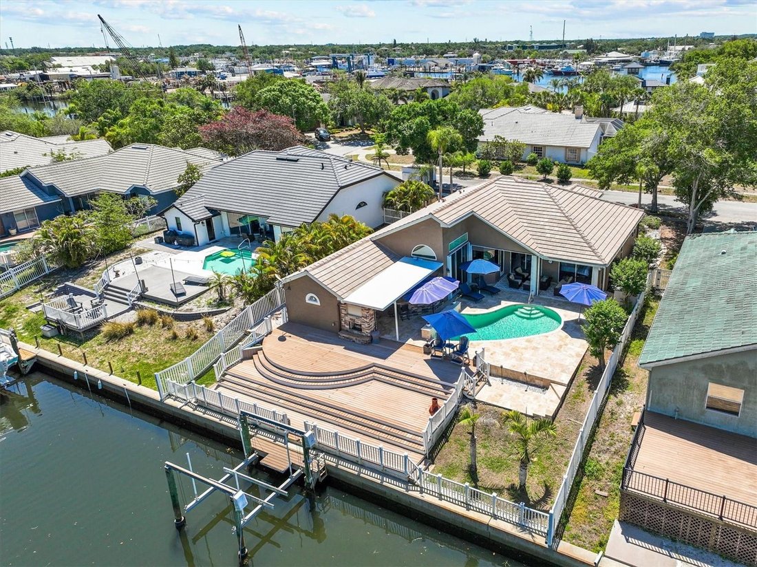 House in Tarpon Springs, Florida, United States 5 - 17844123
