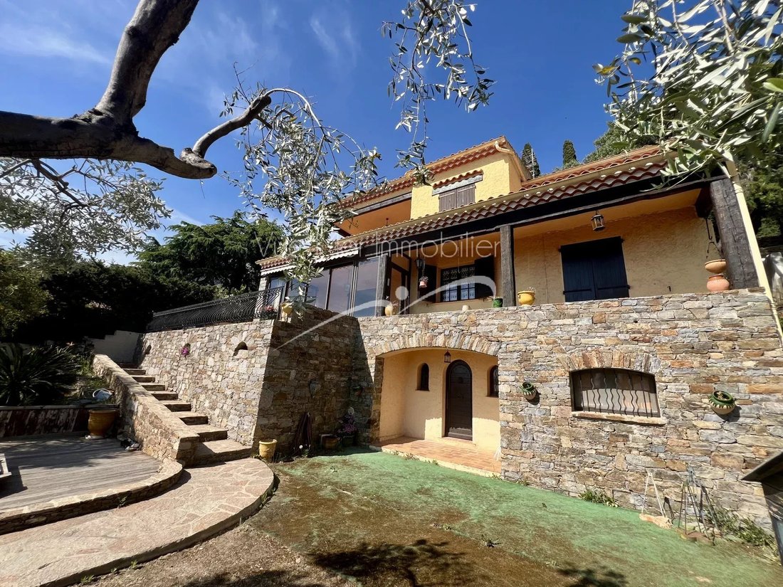 Villa in French Riviera, Provence-Alpes-Côte d'Azur, France 4 - 17844253