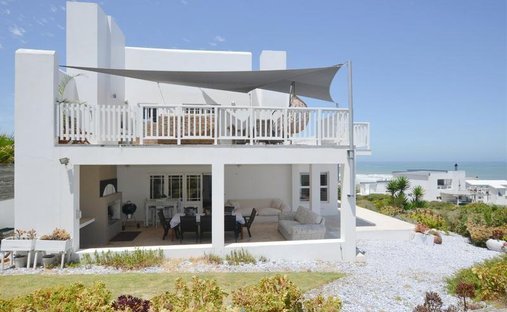 House in Yzerfontein, Western Cape, South Africa 1