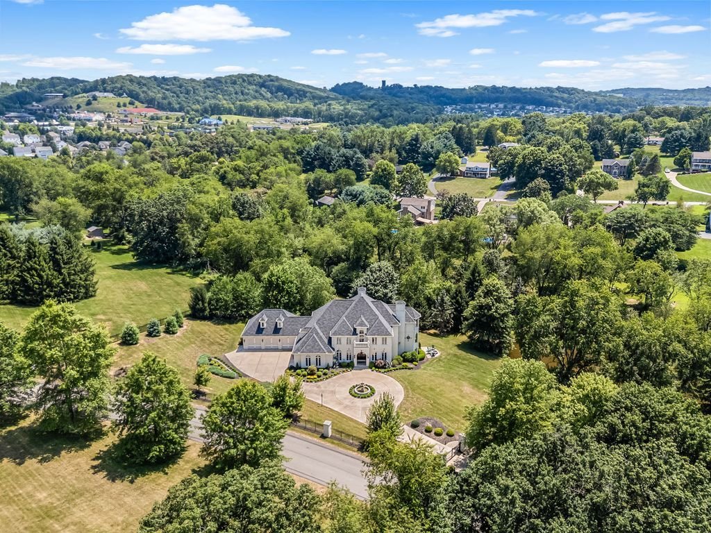 House in Mars, Pennsylvania, United States 3 - 17849021