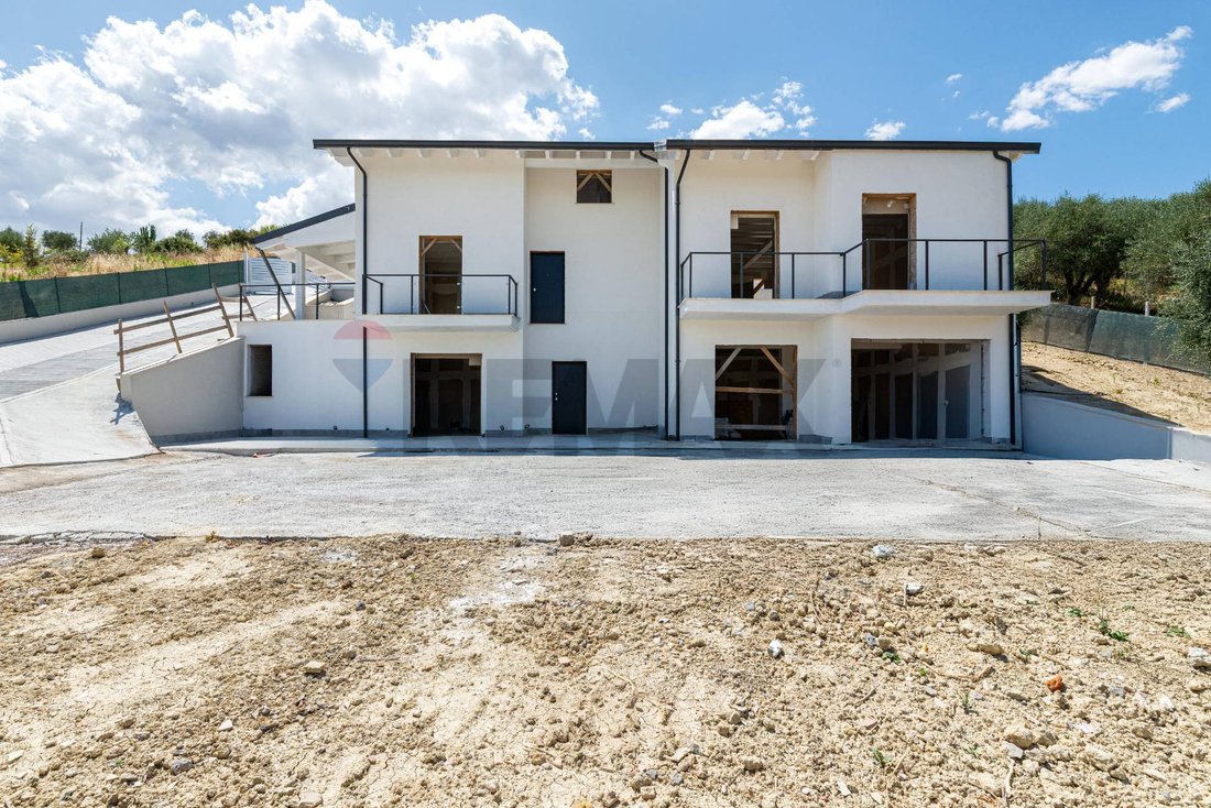 Apartment in San Luigi, Monterotondo, Lazio 3 - 17848574