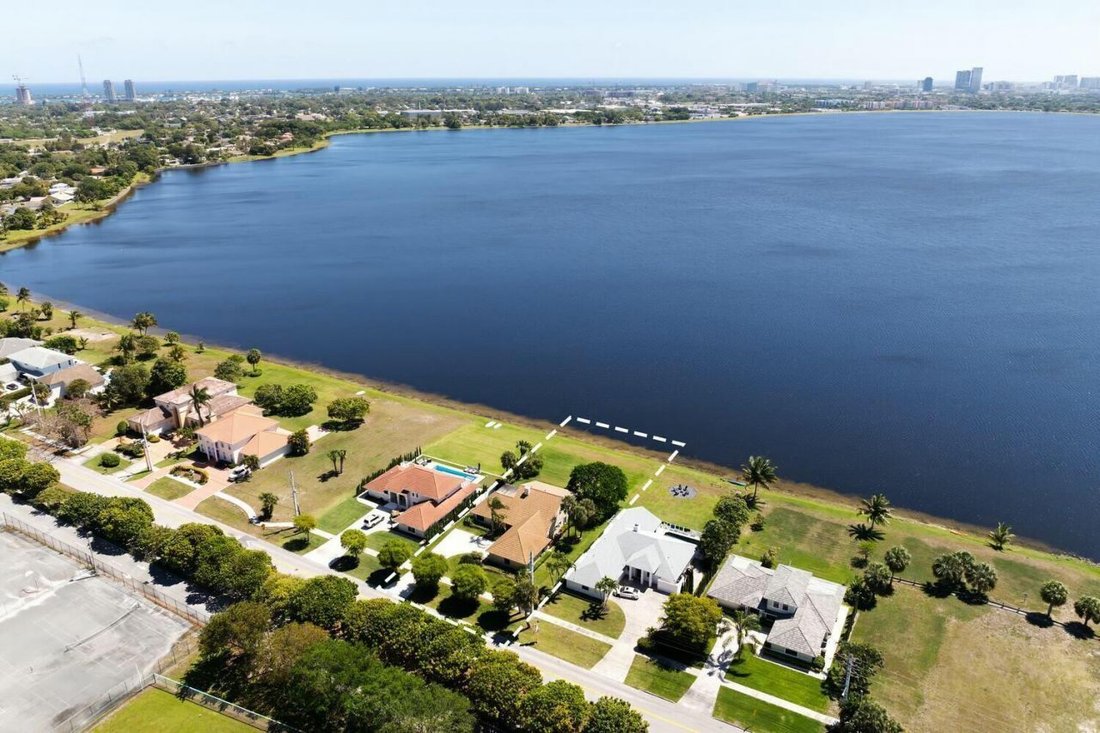 House in West Palm Beach, Florida, United States 4 - 17848759