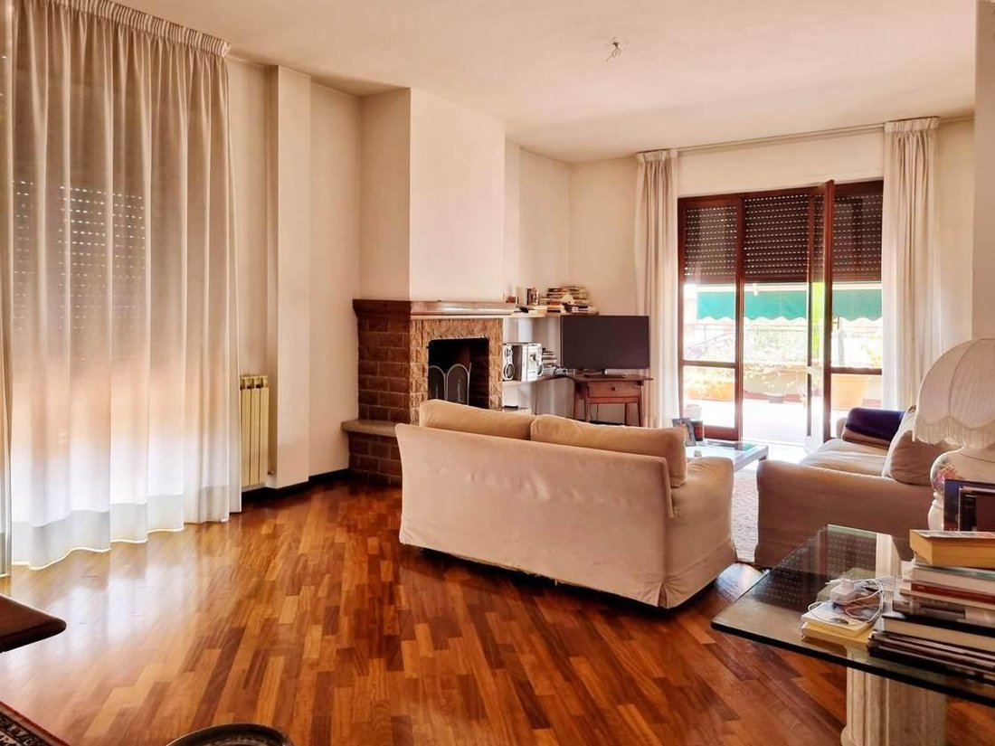 Penthouse in Ronchi, Massa, Italy 3 - 17846809