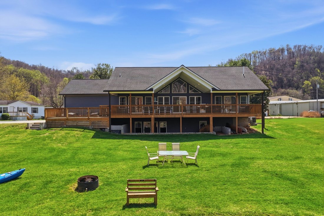 House in Elizabethton, Tennessee, United States 5 - 17846650