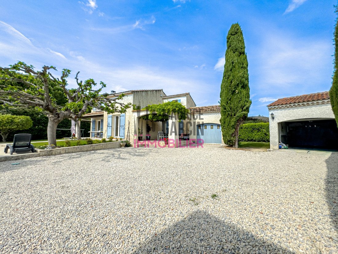 House in Loriol-du-Comtat, Provence-Alpes-Côte d'Azur, France 3 - 17849140