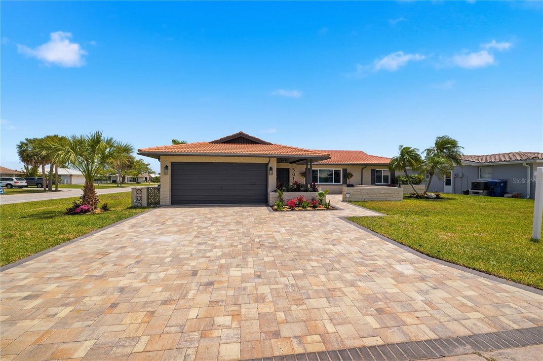 House in New Port Richey, Florida, United States 3 - 17847022