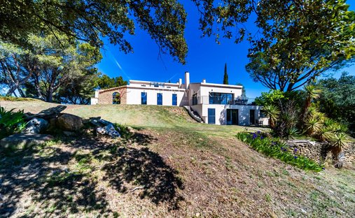 Domaine à Châteauneuf-du-Pape, Provence-Alpes-Côte d'Azur, France 1