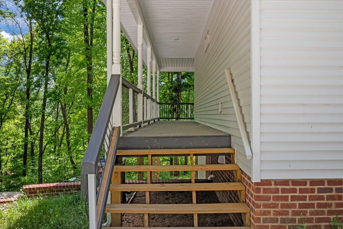House in Waverly, Tennessee, United States 3 - 17846611