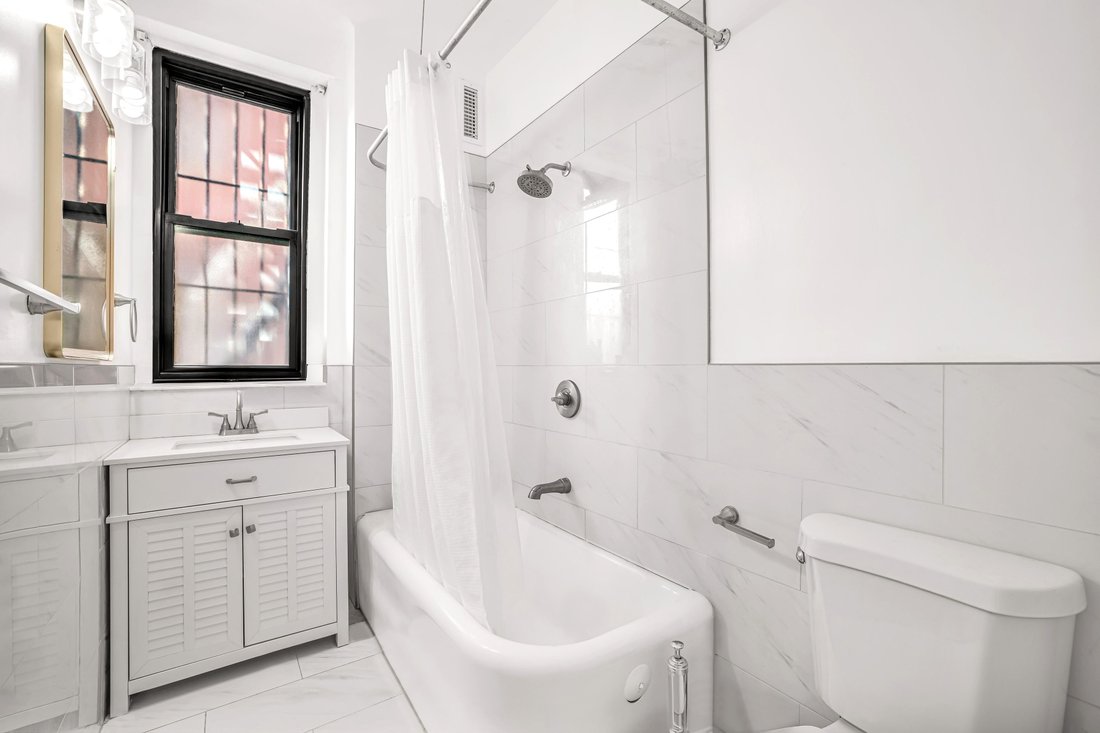 Condo in New York, New York, United States 3 - 17849045