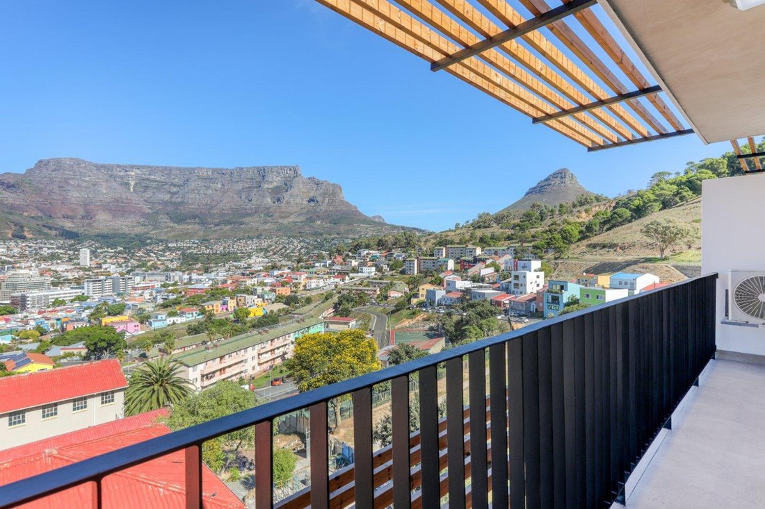 Apartment in Cape Town, Western Cape, South Africa 1 - 17845394
