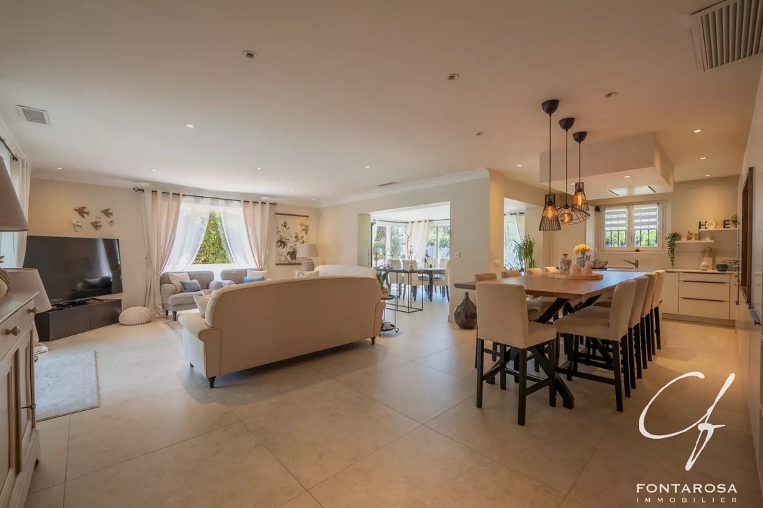 Villa in Tour de Mare, Frejus, France 4 - 17844422