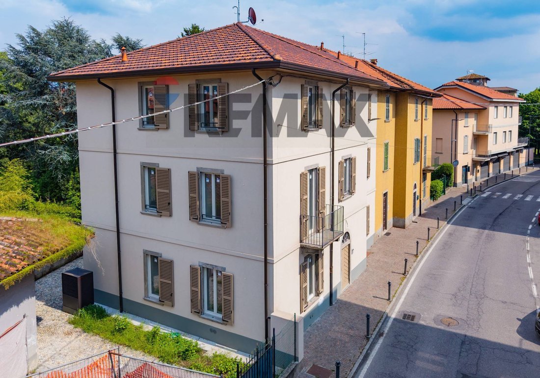 House in Mapello, Lombardy, Italy 2 - 17848609