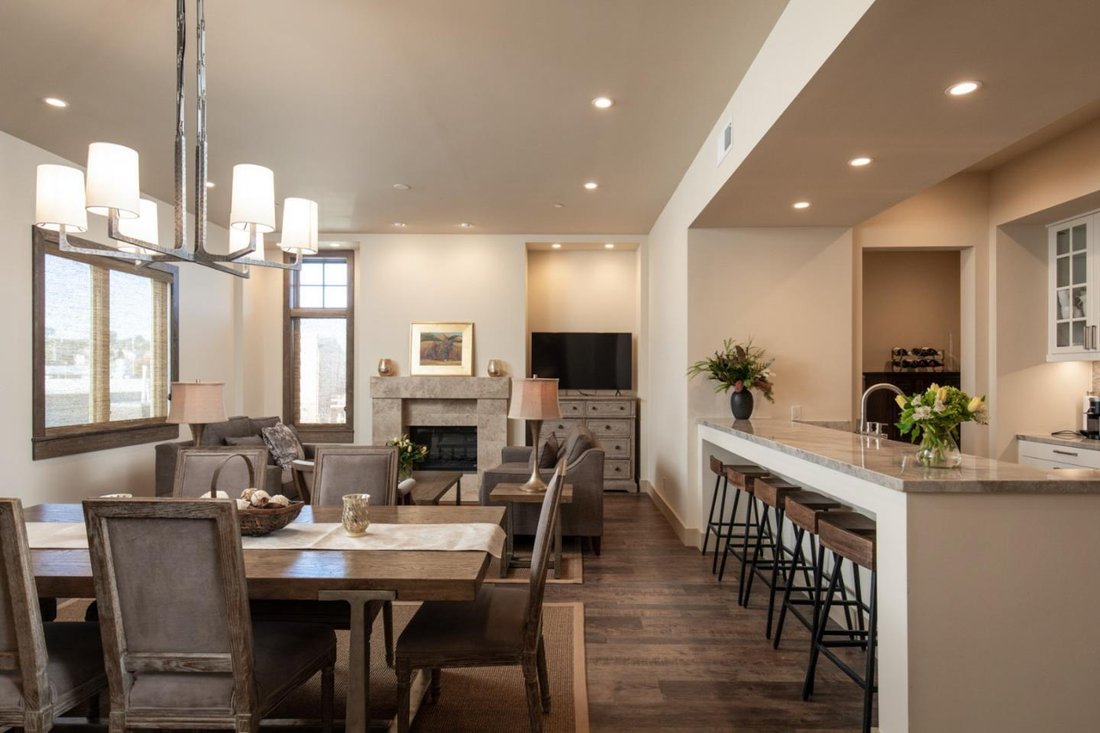 Condo in Monterey, California, United States 1 - 17752139