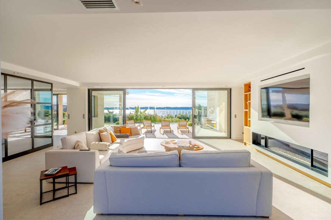 Villa in Ville-Les Saquedes-Le Bouillonnet, Sainte-Maxime, France 3 - 17844429