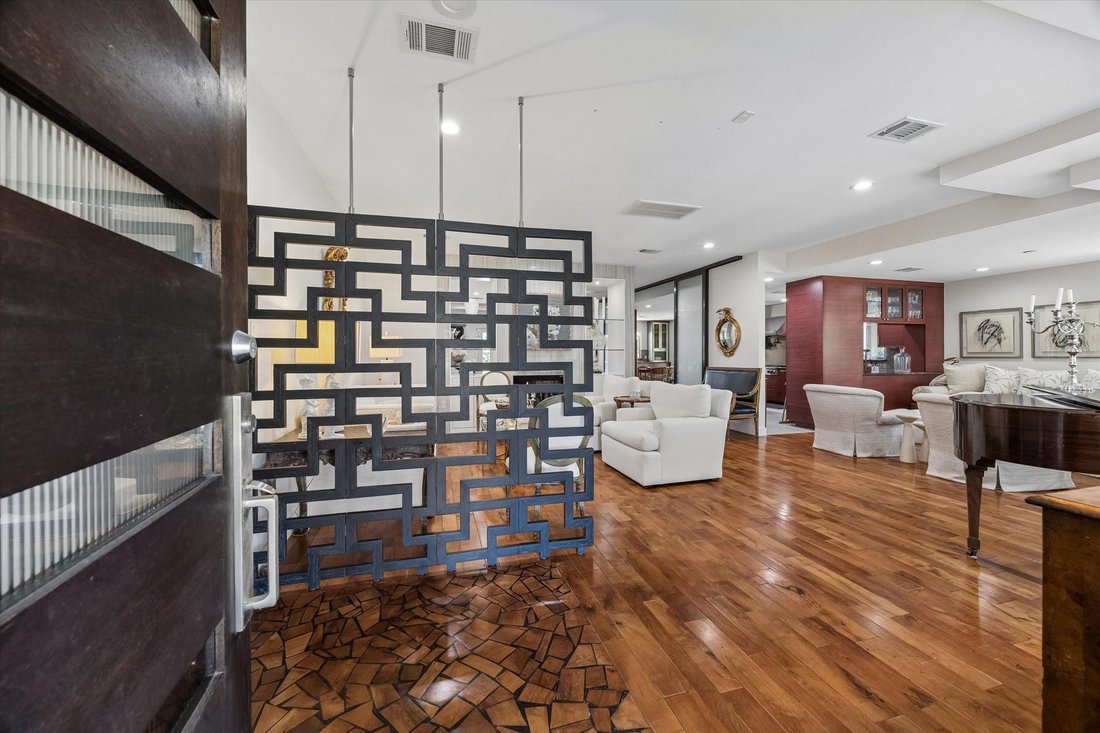House in Houston, Texas, United States 4 - 17844151