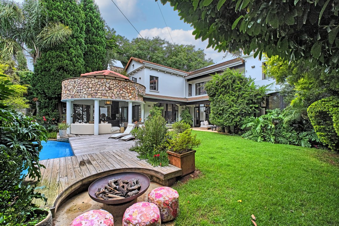 Country House in Bezuidenhout Valley, Gauteng, South Africa 1 - 17845380