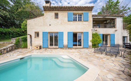 Villa in Centre du Village, La Colle-sur-Loup, France 1