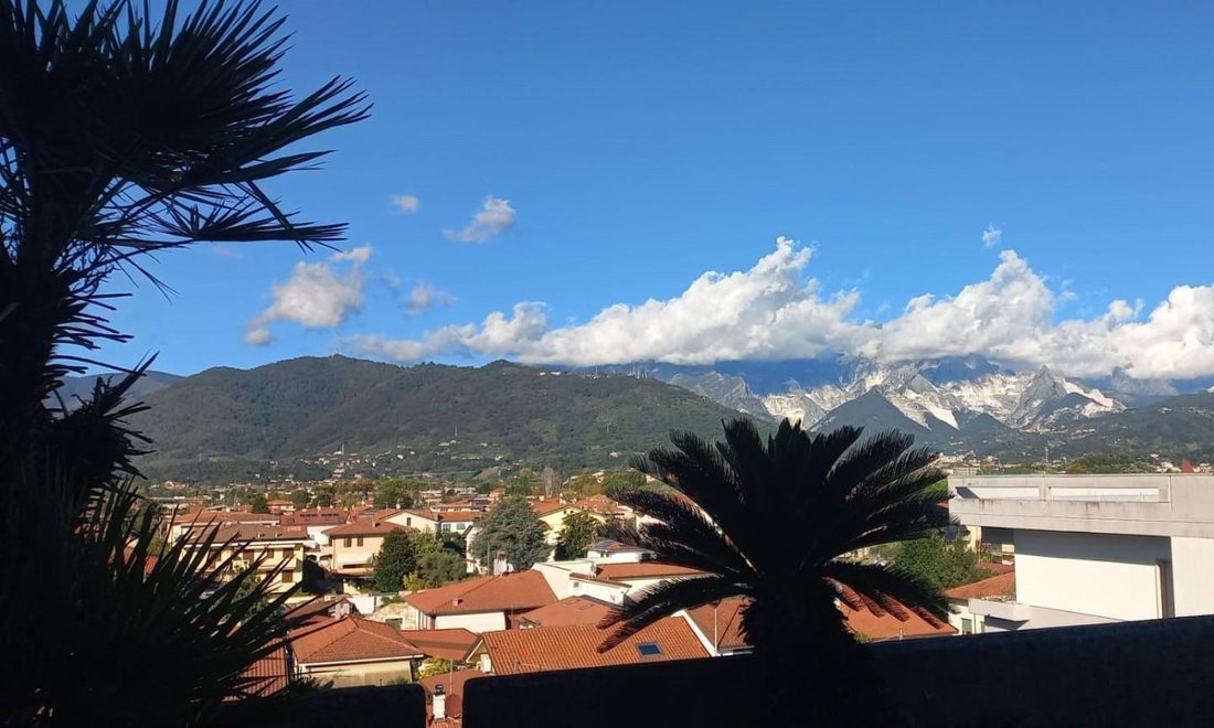 Penthouse in Marina di Carrara, Tuscany, Italy 1 - 17846734