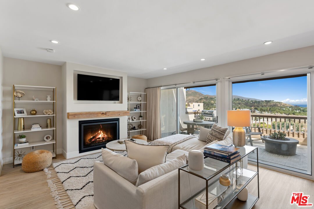 Condo in Malibu, California, United States 3 - 17360277