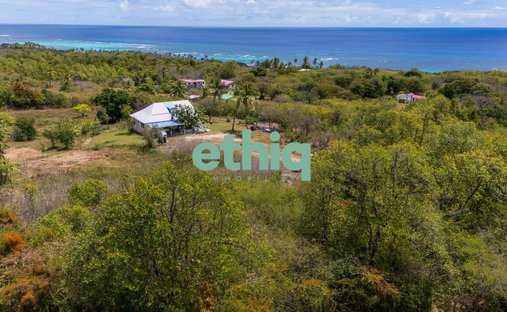 Land in Capesterre-de-Marie-Galante, Grande-Terre, Guadeloupe 1