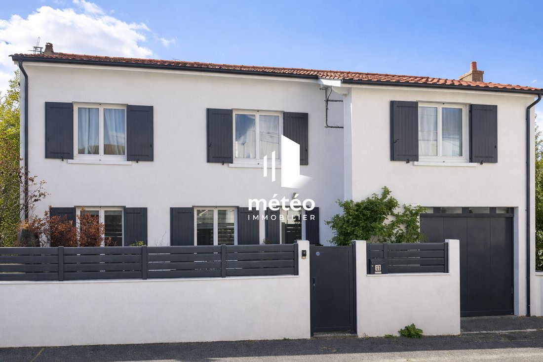 House in La Tranche-sur-Mer, Pays de la Loire, France 1 - 17334120