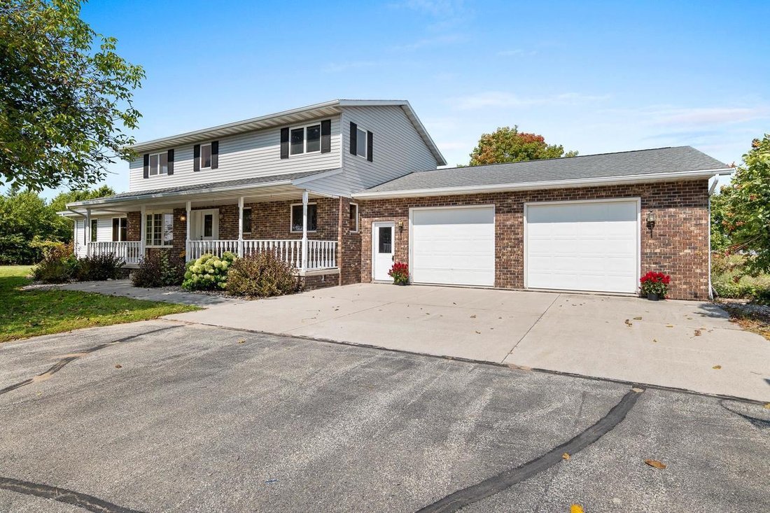House in Whitelaw, Wisconsin, United States 1 - 17846114