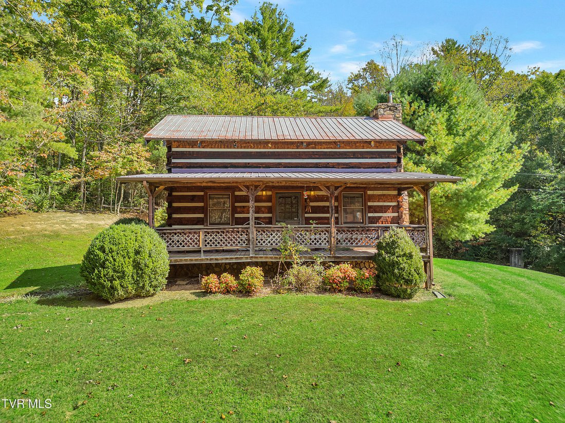 House in Mountain City, Tennessee, United States 2 - 17843790
