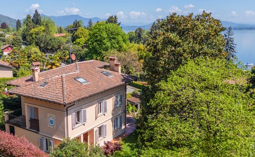 Villa à Meina, Piémont, Italie 1