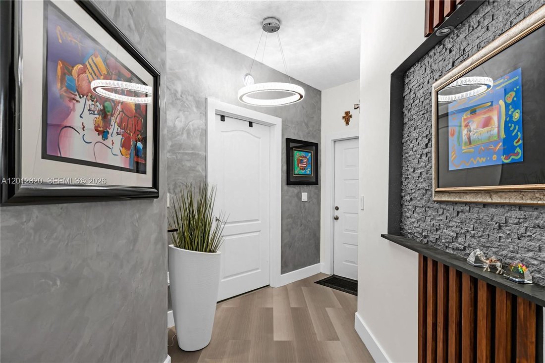 Condo in Doral, Florida, United States 4 - 17843939