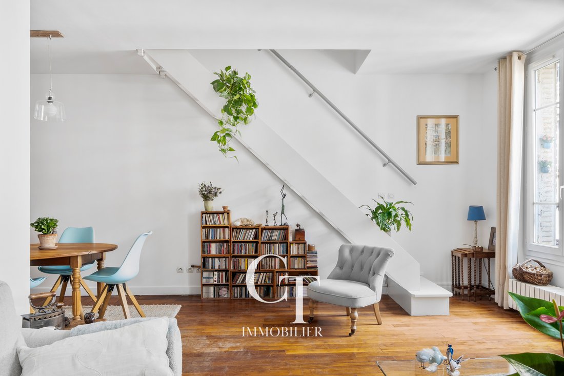 Apartment in Domaine National du Château, Versailles, France 1 - 17844512