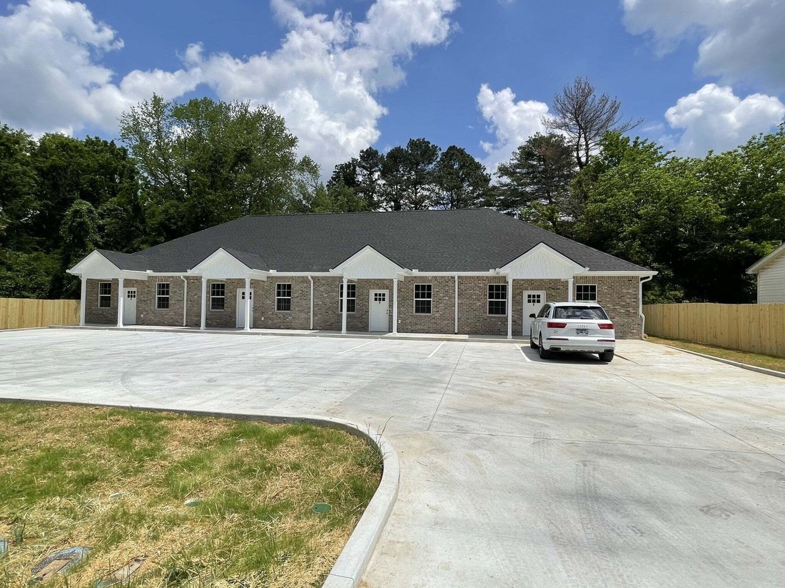 House in Tullahoma, Tennessee, United States 2 - 17844880