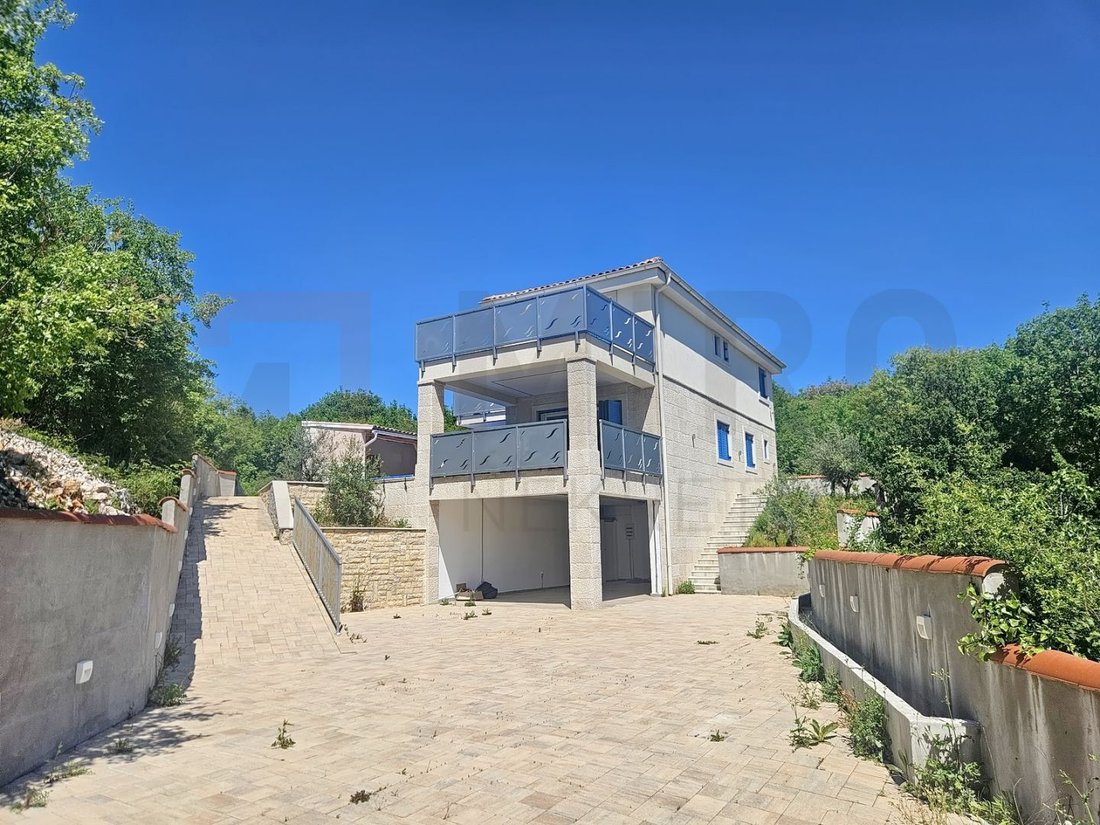 House in Vrbnik, Primorje-Gorski Kotar County, Croatia 1 - 17844604