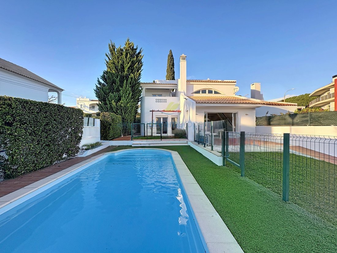 House in Olhos de Agua, Algarve, Portugal 1 - 16849374