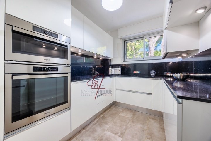 Apartment in Peripherie, Cassis, France 2 - 16274297