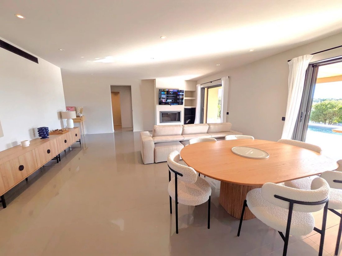 Villa in Porto-Vecchio, Corsica, France 5 - 17843699