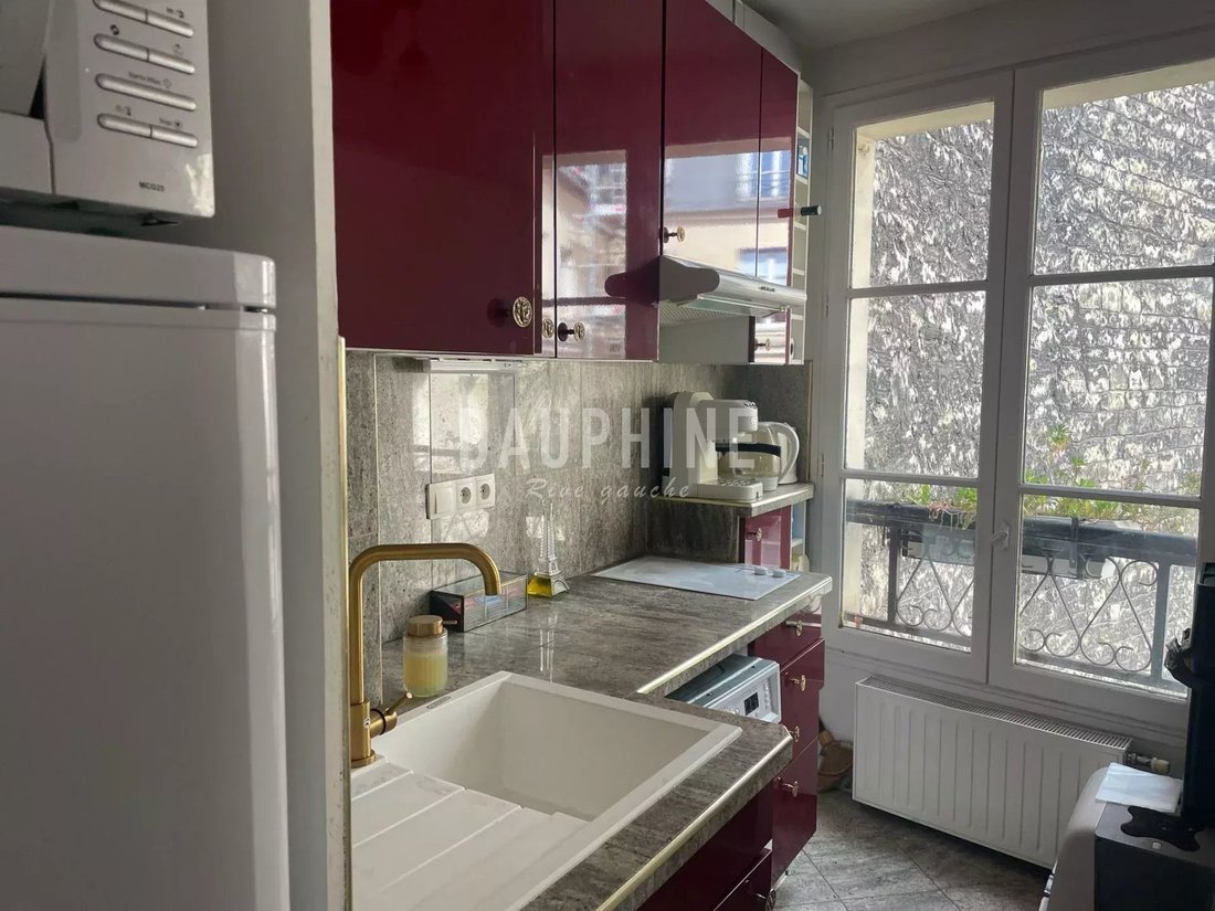 Apartment in Saint Thomas d'Aquin, Paris 7e Arrondissement, Paris 5 - 17845125